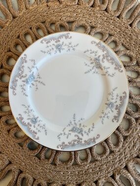 Imperial China designed by W Dalton Seville Bread and Plate Set of 4
